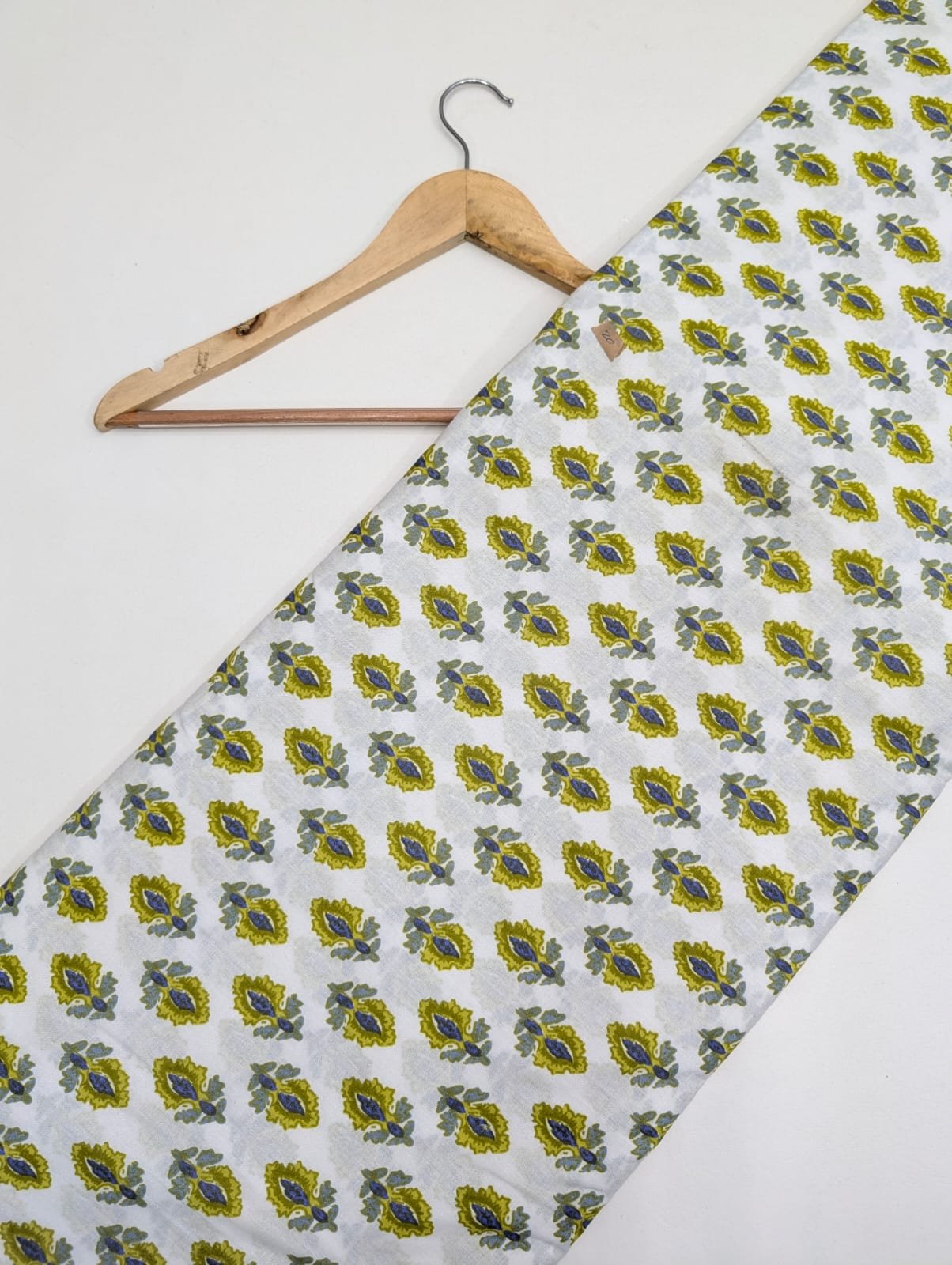 Green and yellow leaf pattern cotton fabric