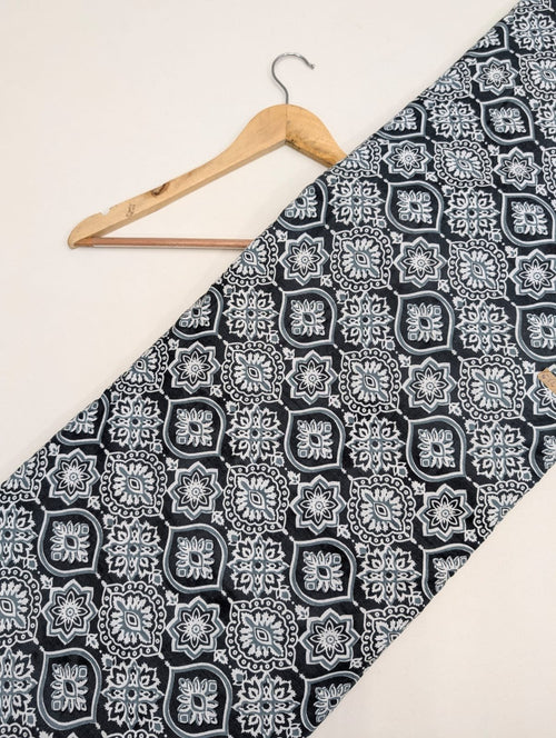 Black white geometric cotton fabric print India