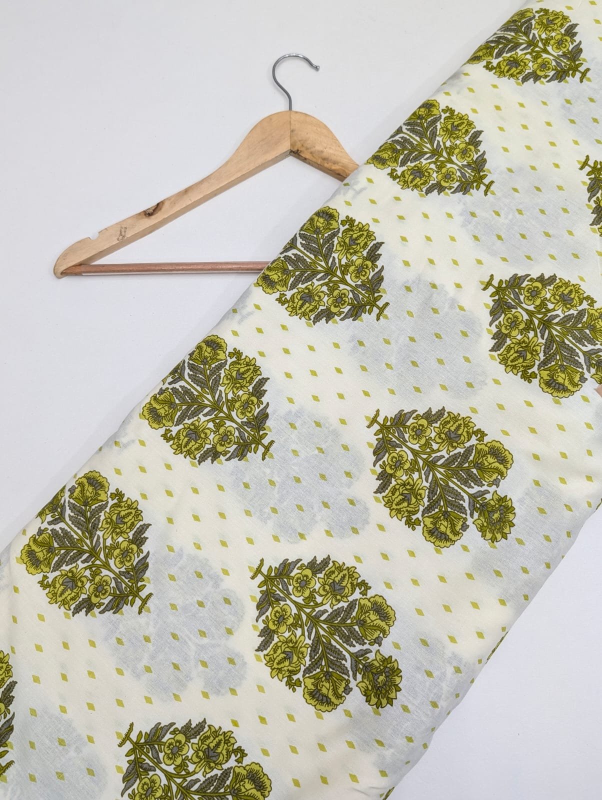 Floral bouquet design cotton fabric Rajasthan